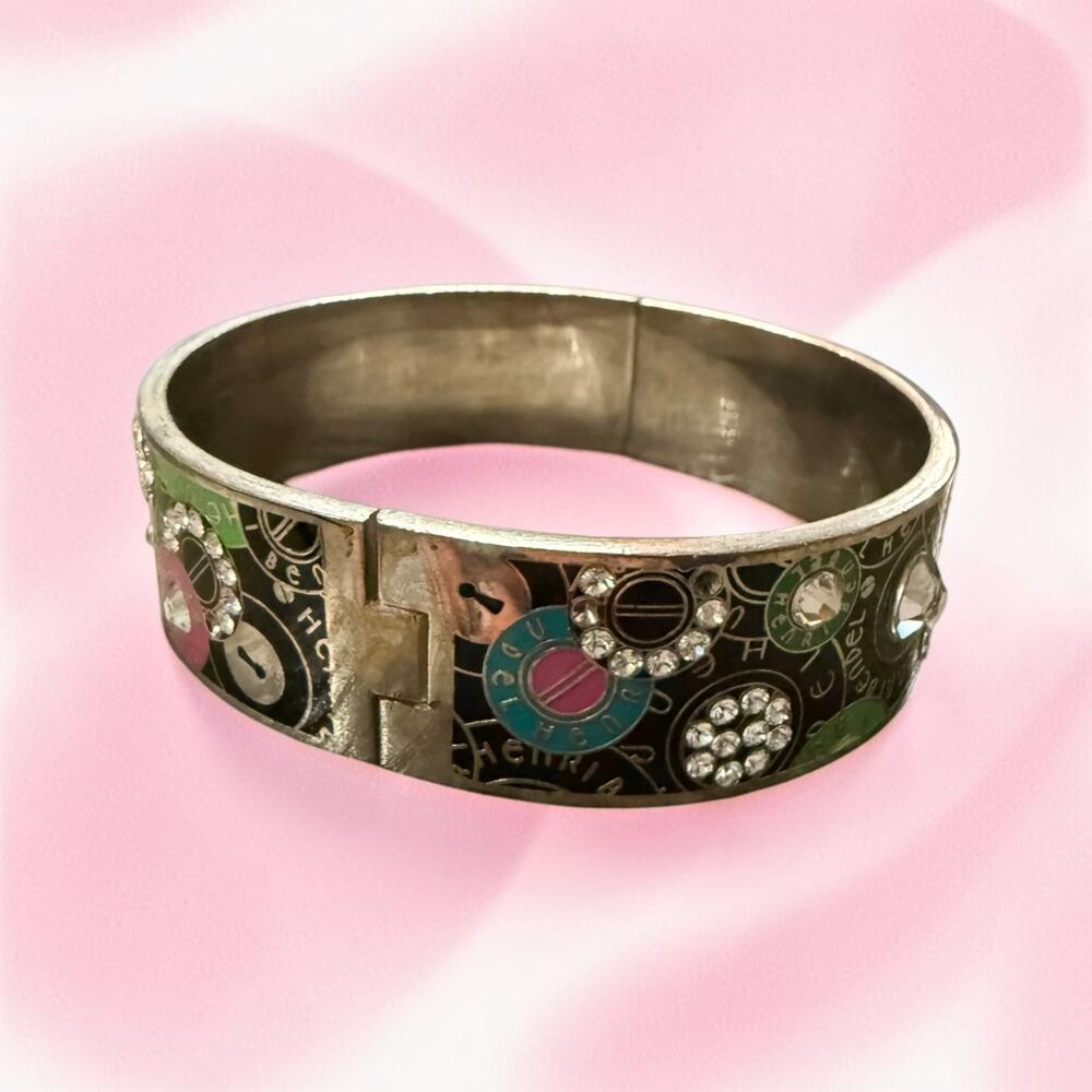 Henri Bendel Black Enamel Rhinestone Logo Hinged Wide Bangle Bracelet Y2K - Picture 4 of 6
